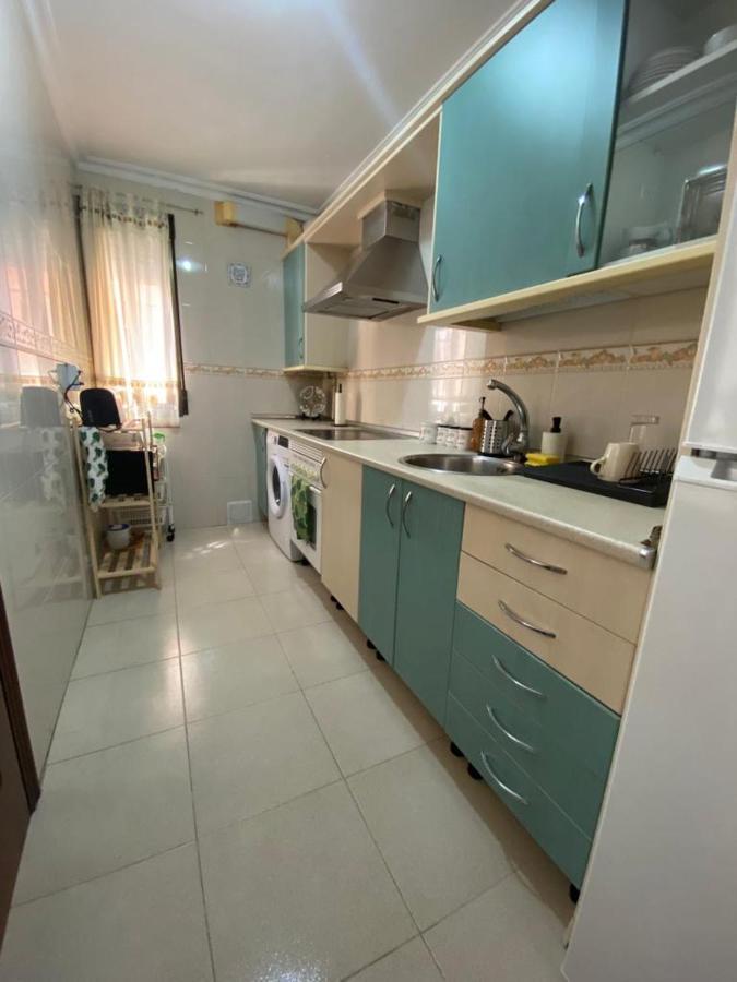 Apartamento Familiar En Barrio Reina Victoria Huelva Luaran gambar